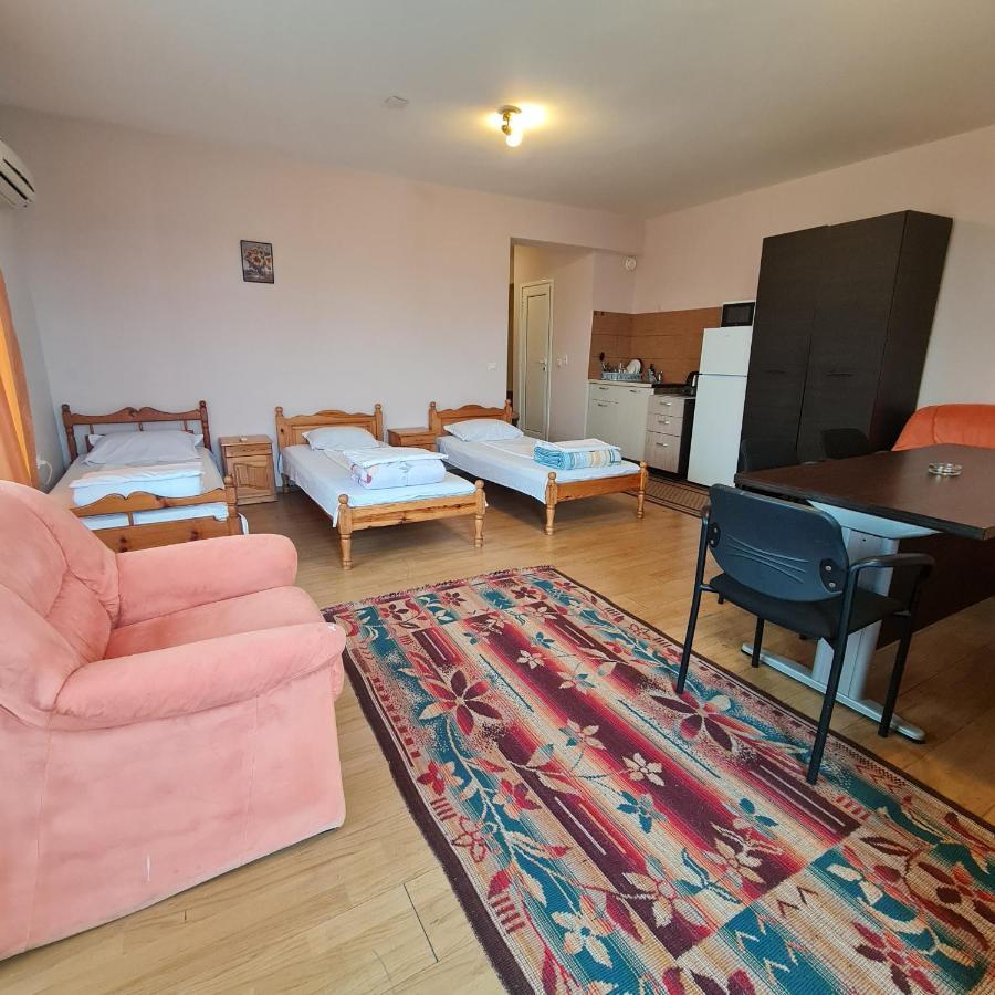 Елка Apartment Burgas City Exterior foto