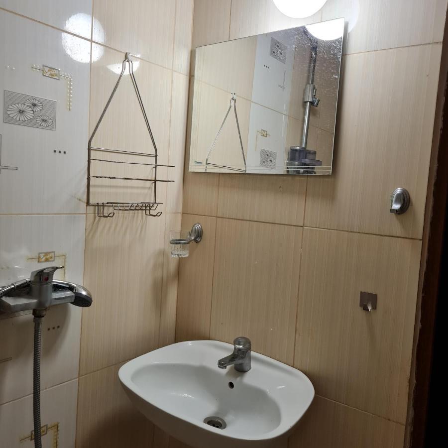 Елка Apartment Burgas City Exterior foto