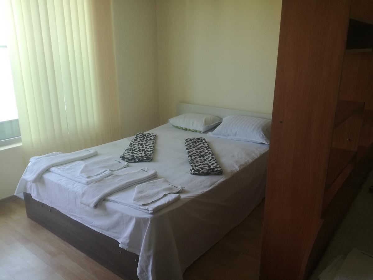 Елка Apartment Burgas City Exterior foto